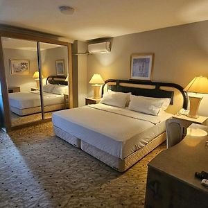 Sever Suites Hotel